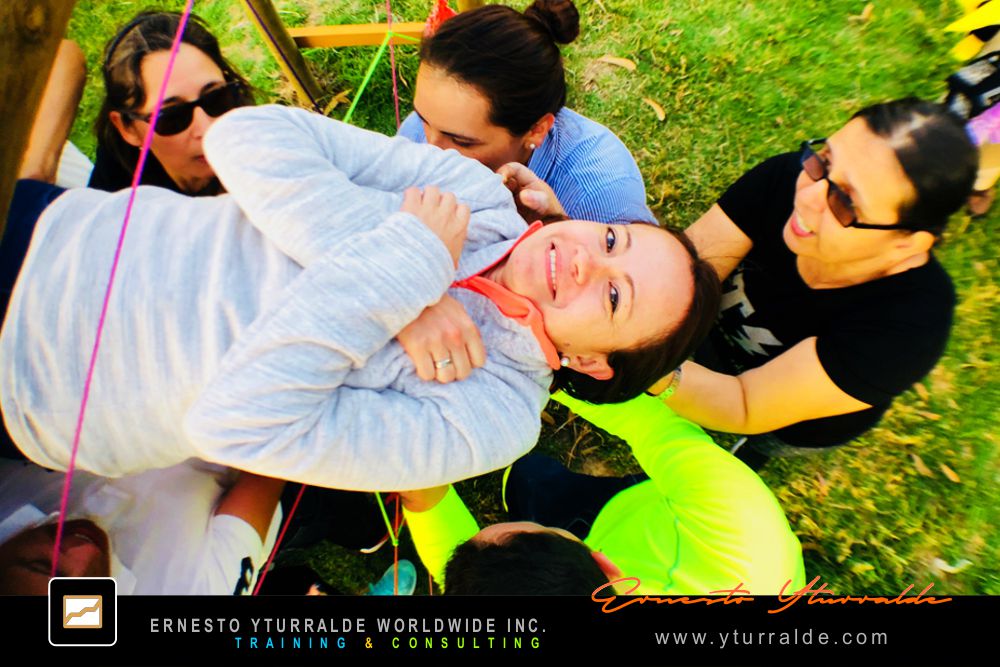 Team Building Guru Taller de Cuerrdas para desarrollar equipos de trabajo