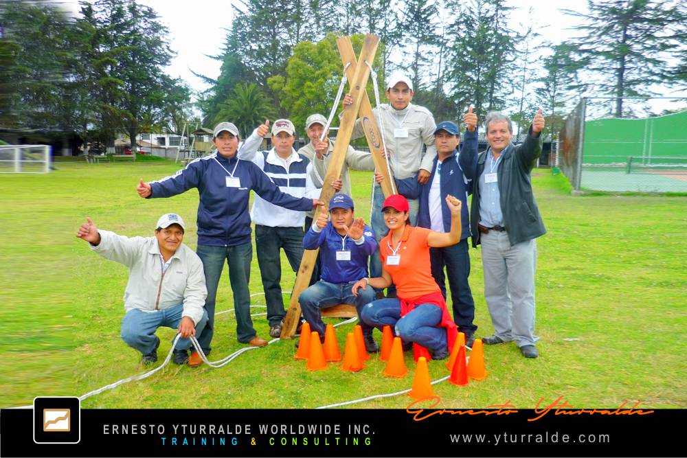 Talleres de Cuerdas | Dinámicas de Grupos y Actividades para Team Building Empresarial