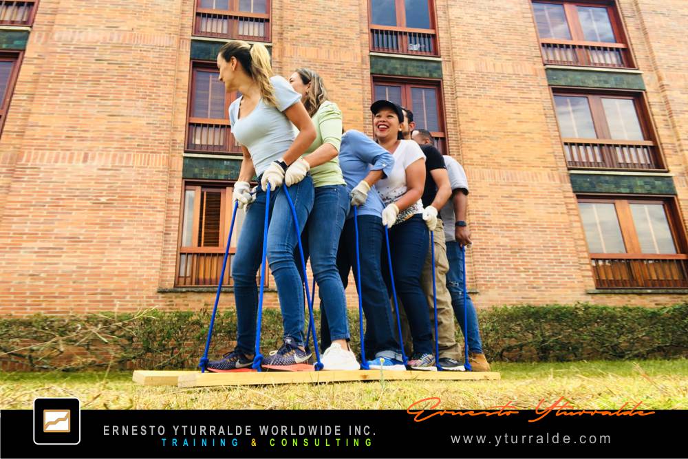 Talleres de Cuerdas | Dinámicas de Grupos y Actividades para Team Building Empresarial