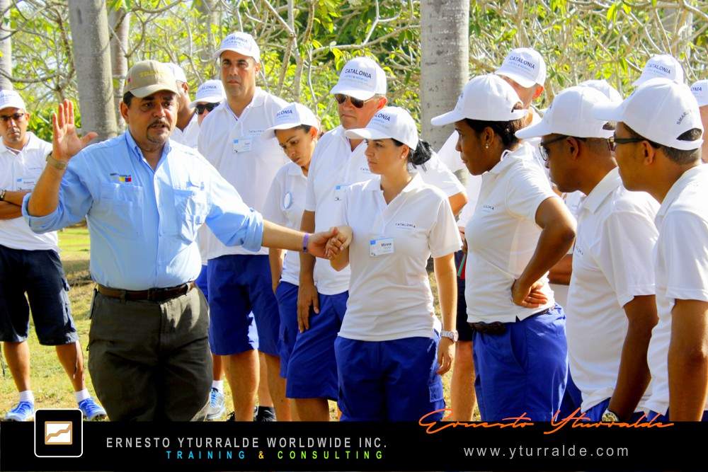 Talleres de Cuerdas | Dinámicas de Grupos y Actividades para Team Building Empresarial