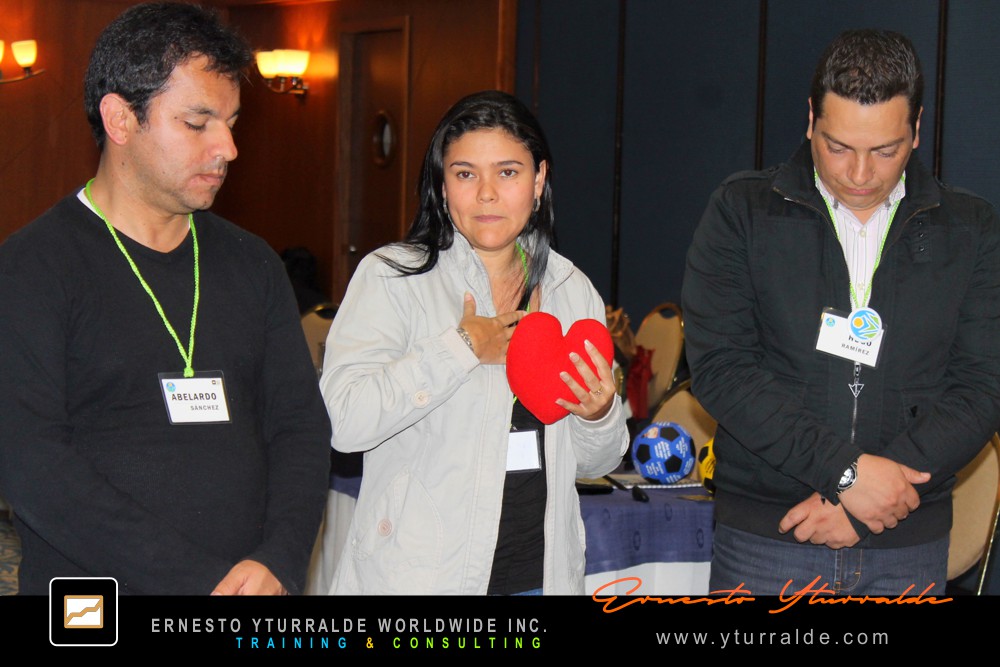 Team Building LATAM, El Caribe y USA Talleres de Cuerdas Bajas | Team Building Empresarial para el desarrollo de equipos de trabajo